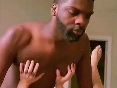 Fucking with her new boyfriend post 627 full video link in bio