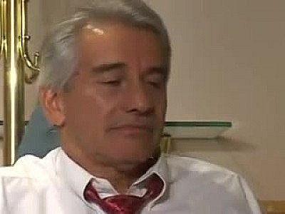 My best friend paye me to fuck his hot wife