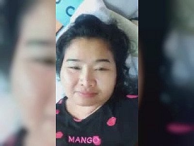 CHUBBY THAI MASTURBATING ON CAM