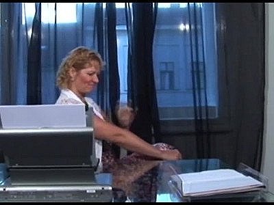 A nasty blonde housewife banged from behind