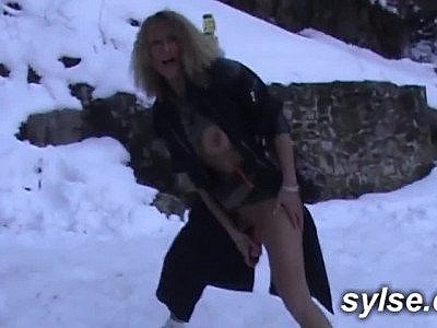 Toying my lesbian girfriend in forest