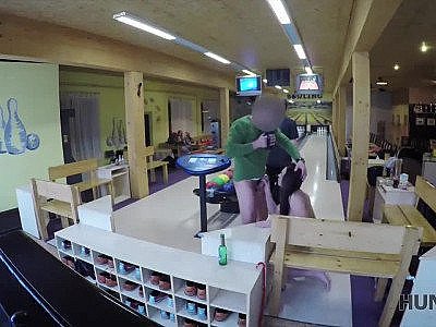 HUNT4K. Couple is tired of bowling, guy wants money, chick