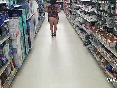 Sexy bbw exhibitionist series part 1