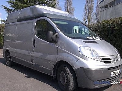 Redhead meter maid gets fucked in the truck