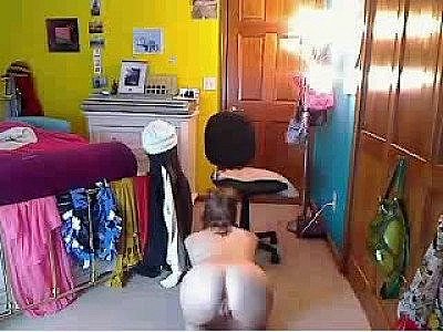 Sweet teen strip & mast