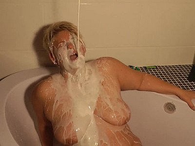 Annadevot - So I'd like to bathe in cum :)