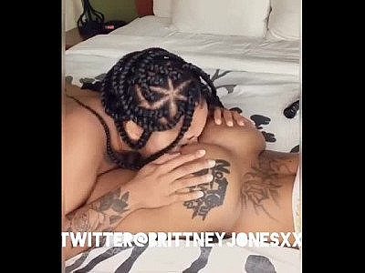 Black Woman Eating Pussy Like She's Hungry