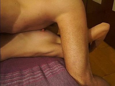 Masked bitch love to make blowjob