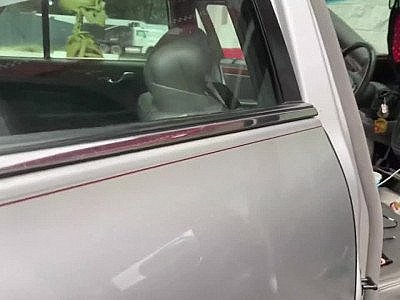 Car Wash Short Skirt No Panties (Pussy Exposed)