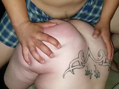 Amateur threesome suck and fuck