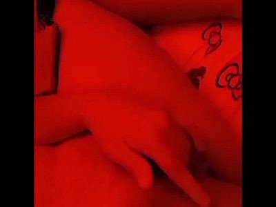 18 year old teen sexting her girlfriend